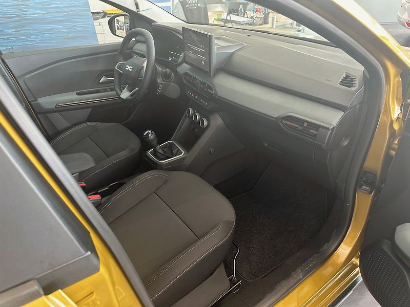 Dacia Sandero (2026) Stepway Extreme TCe 110 - Ostr - fotka 5 z 16