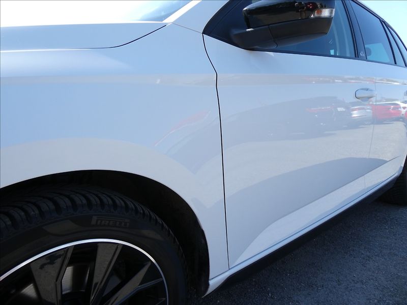 Škoda Fabia 1,2 TSi 81kW MONTE CARLO, DSG - fotka 15 z 60