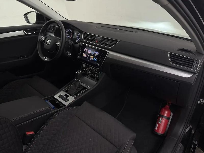 Škoda Superb 1.5TSI DSG 110kW Style DPH TZ - fotka 5 z 8