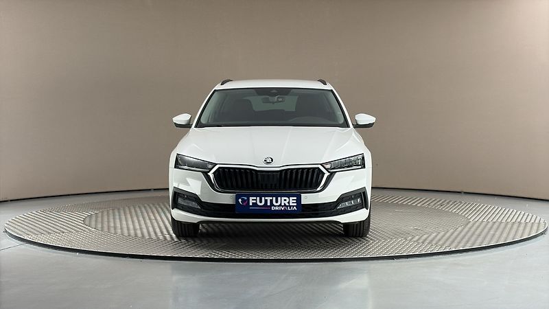 Škoda Octavia 2.0 TDI Ambition Combi - fotka 3 z 24