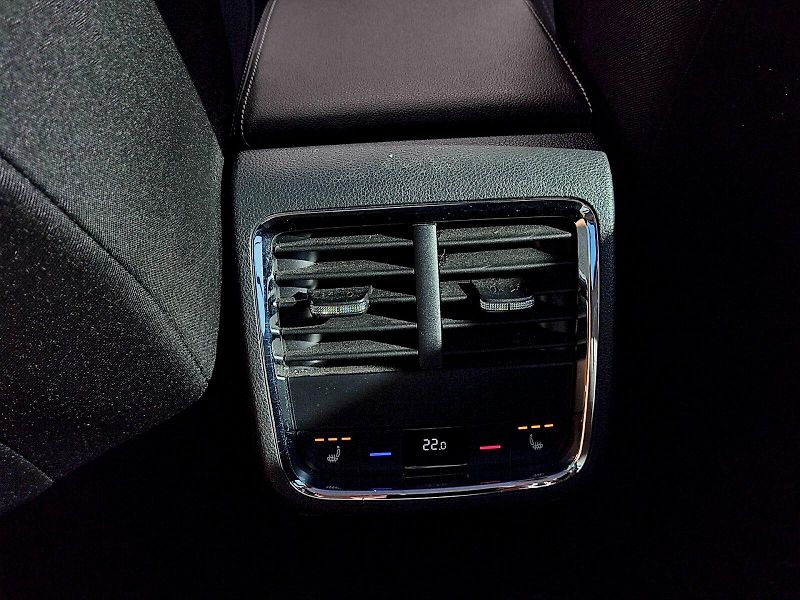Škoda Octavia (2023) Combi Style Comfort 2,0 tdi 11 - fotka 30 z 42
