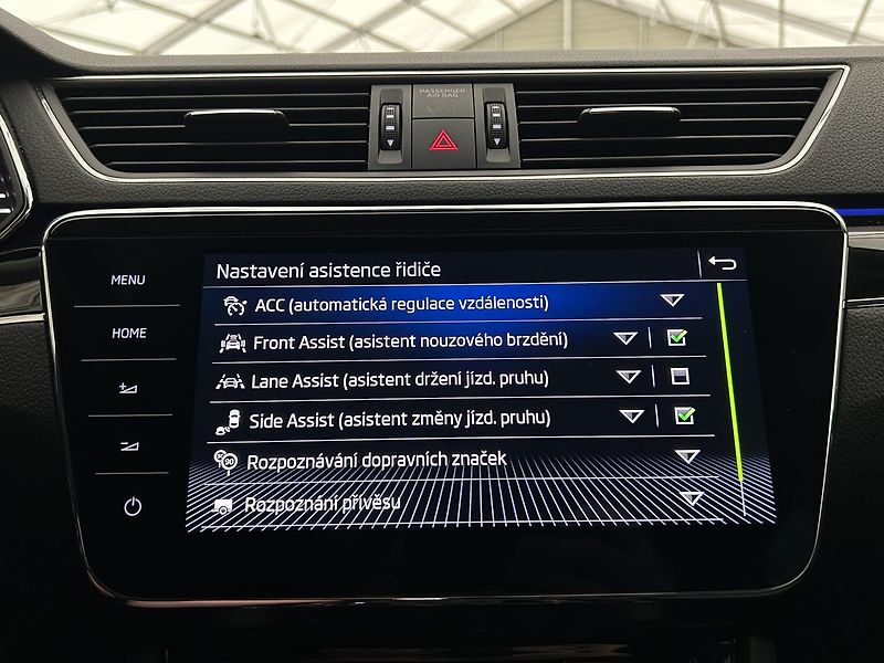 Škoda Superb 2.0 TDI L & K - fotka 8 z 29