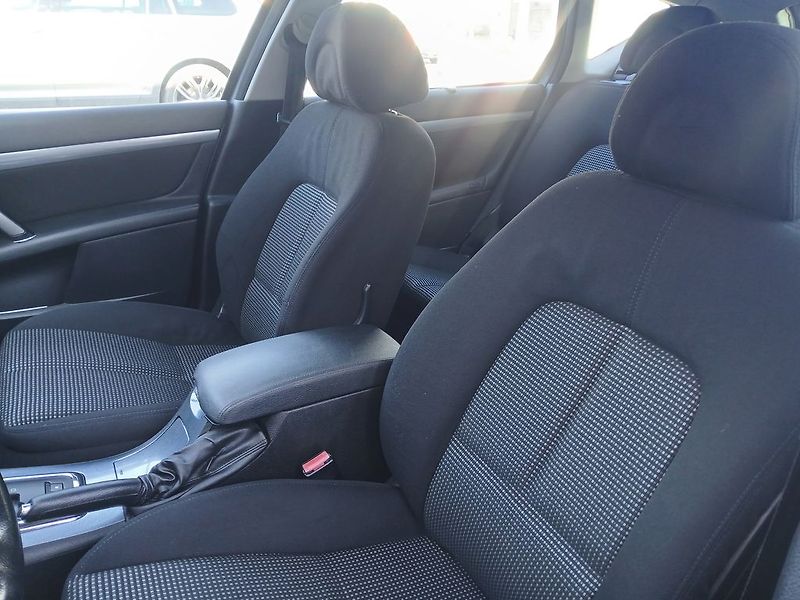 Peugeot 407 2.0 HDI 100kW - fotka 10 z 25