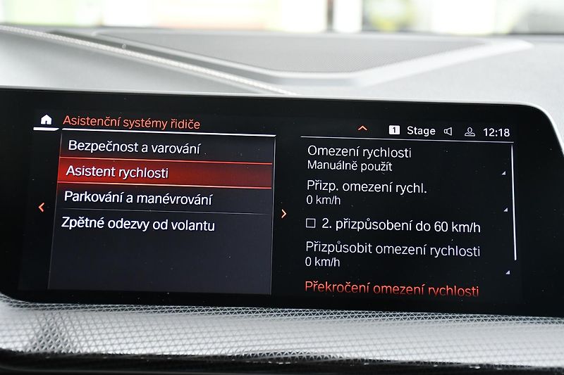 BMW Řada 2 218d NAVI LED REZERVACE - fotka 34 z 39