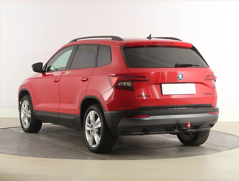 Škoda Karoq (2018) Ambition Plus 1.0 TSI - fotka 4 z 23
