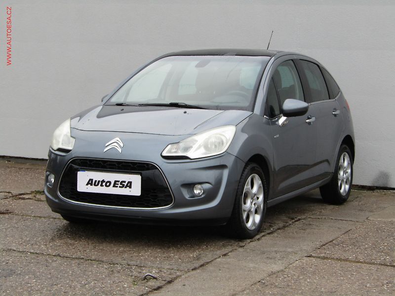 Citroën C3 (2010) 1.6VTi, AC, tempo, park.asist - fotka 3 z 20