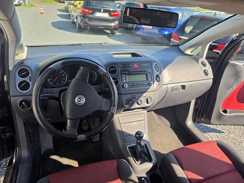 Volkswagen Golf Plus 1.4 i Vyhřev sedadel  - fotka 8 z 18