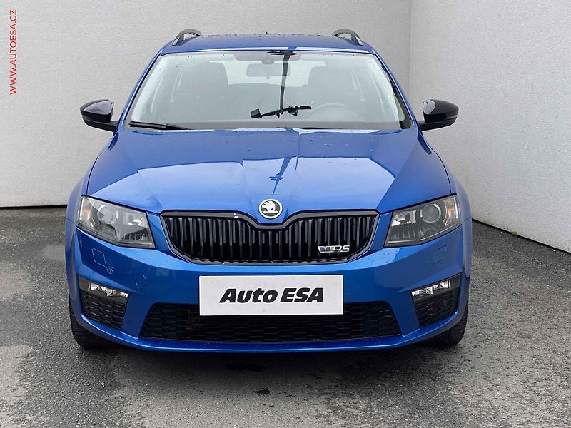 Škoda Octavia (2013) 1.6 TDi, ČR, Elegance, bixen - fotka 2 z 17