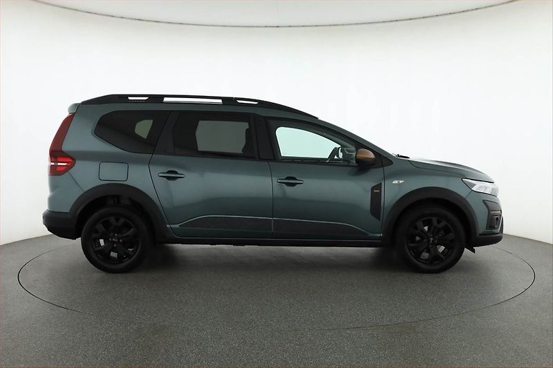 Dacia Jogger (2024) 1.0 TCe, LPG, ČR,1.maj - fotka 6 z 18