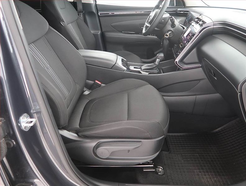 Hyundai Tucson (2021) Comfort 1.6 T-GDI 48V MHEV - fotka 9 z 18