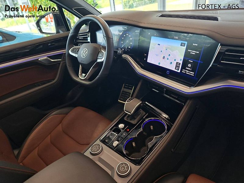 Volkswagen Touareg (2025) R-Line,V6 3.0 TDI,210kW,Prodl. - fotka 18 z 34