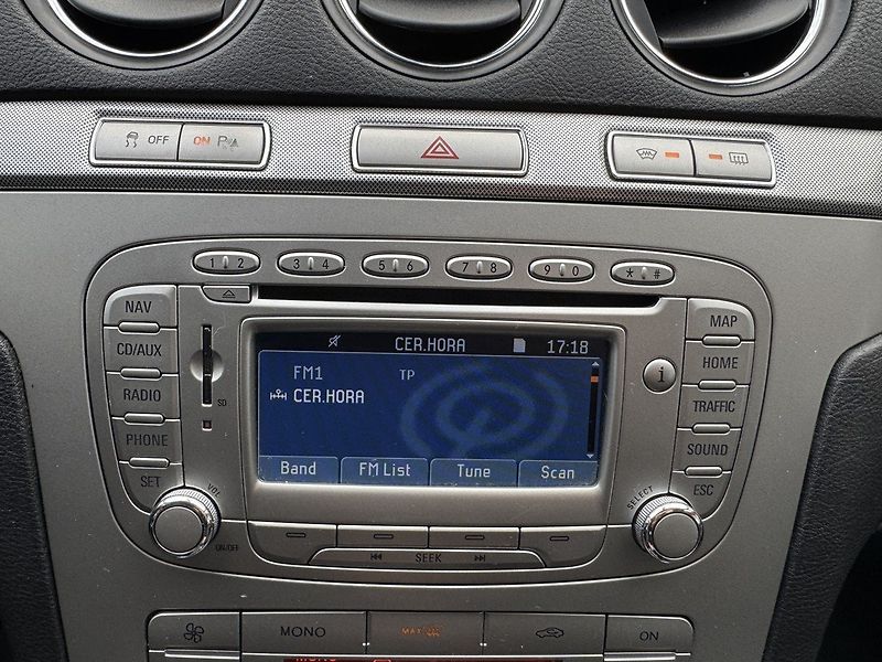 Ford S-MAX (2009) 2.0TDCi Navi 7Míst Tažné Z. - fotka 13 z 45