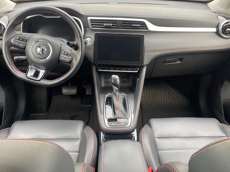 MG ZS (2023) 1,0 T. Exclusive (82kW) Aut. - fotka 12 z 33