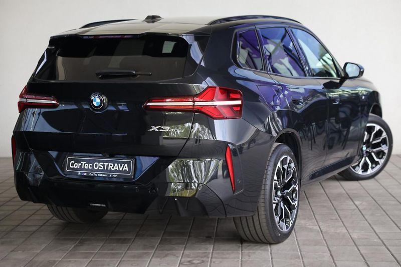 BMW X3 xDrive 40d - fotka 3 z 18