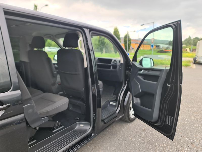 Volkswagen Caravelle (2016) T6 2.0 TDi 110-KW KLIM OLOMOUC - fotka 21 z 87