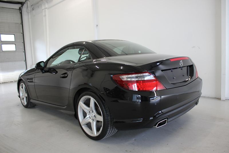Mercedes-Benz SLK (2015) SLK350 3,5 AUTOMAT - fotka 7 z 37