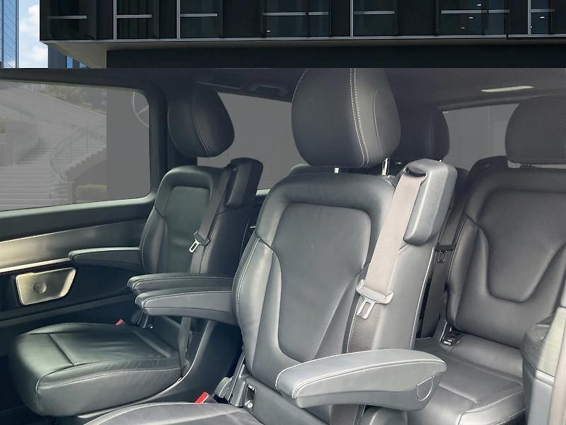 Mercedes-Benz Třídy V V-Třída 300 d 4MATIC EXCLUSIVE - fotka 9 z 12