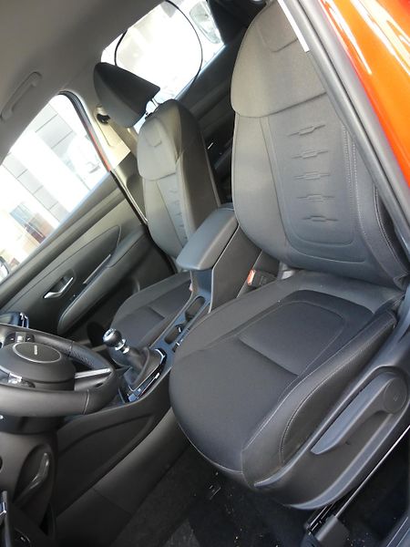 Hyundai Tucson (2025) 1,6 T-GDi 118 kW - fotka 9 z 25