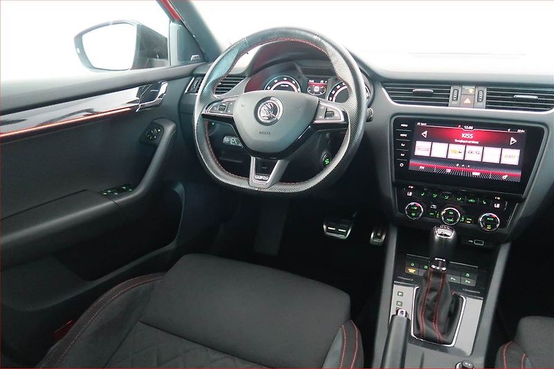 Škoda Octavia (2018) RS 2.0 TSI - fotka 7 z 23