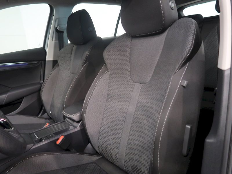 Škoda Octavia (2023) iV STYLE 1.4TSI 110KW DSG NAVI - fotka 14 z 41