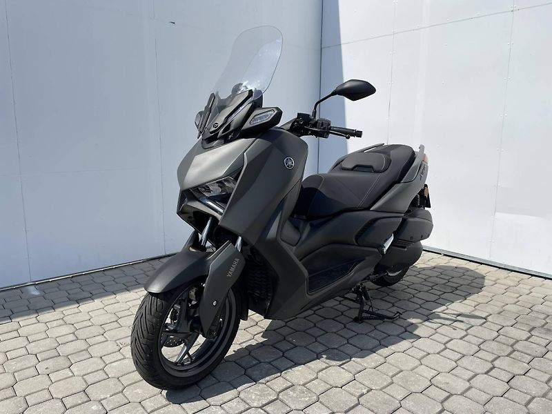 Yamaha (2026) XMAX 300 EU5+ - fotka 4 z 11
