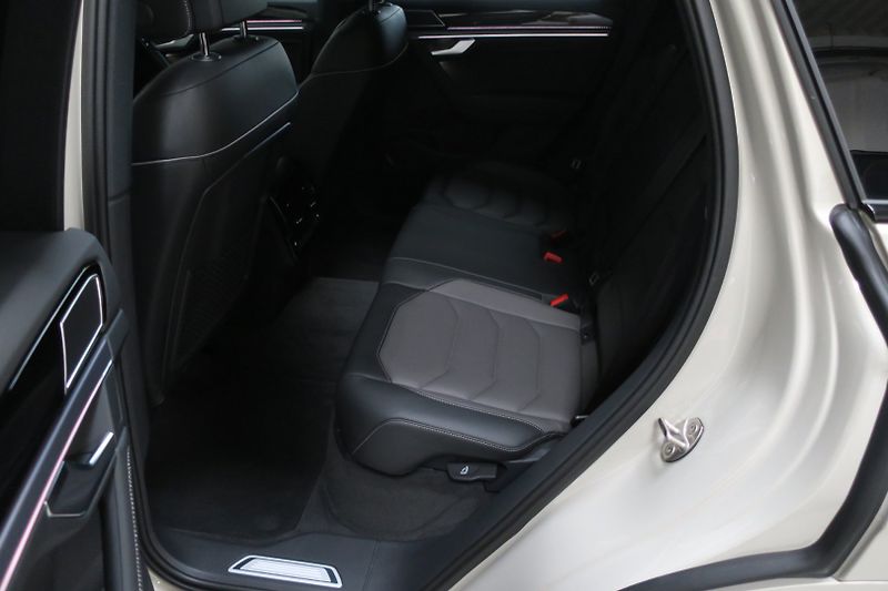 Volkswagen Touareg (2026) NEW Final Edition R Line 210kW - fotka 44 z 50