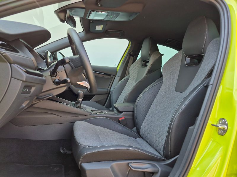 Škoda Octavia (2025) Sportline 1.5 TSI 110kW - fotka 13 z 28