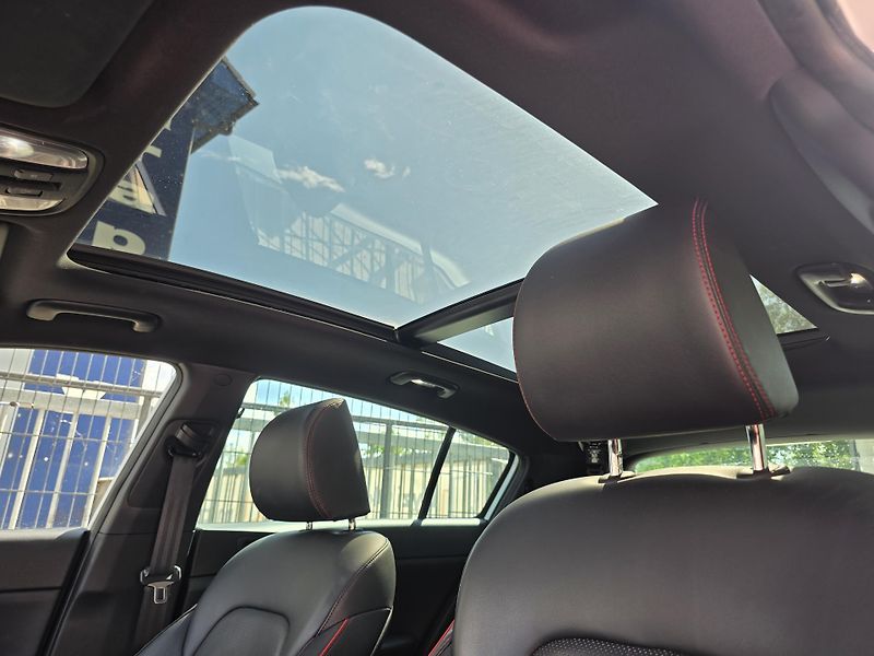 Kia Sportage 1.6-GT-LINE-MAXIMÁLNÍ VÝBAVA - fotka 3 z 20