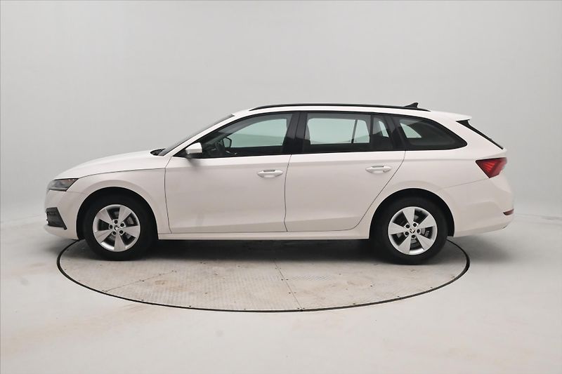 Škoda Octavia 2,0 TDI 110kW DSG VIRTUAL NAVI - fotka 8 z 30