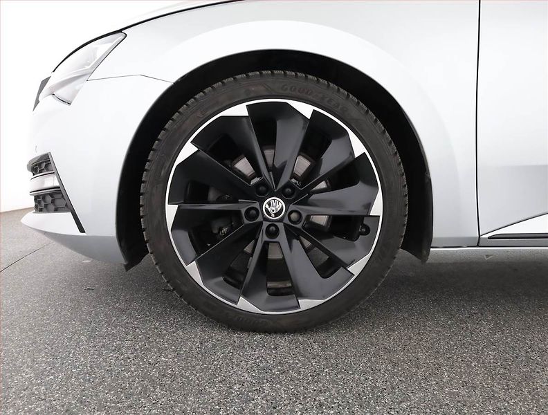 Škoda Superb (2021) Sportline 2.0 TDI - fotka 15 z 29