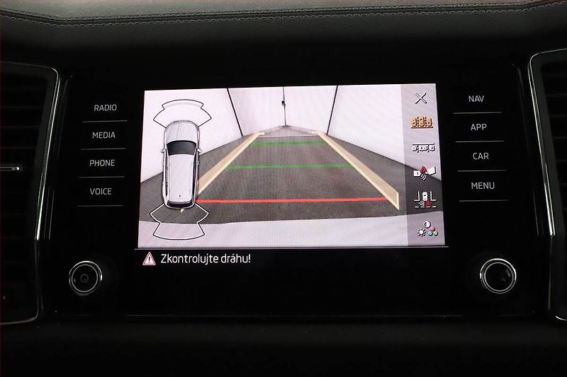 Škoda Kodiaq (2023) 2.0 TSI - fotka 16 z 20
