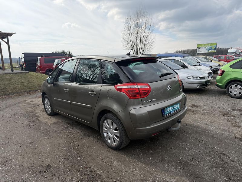 Citroën C4 Picasso 1.8i 16V - fotka 8 z 23