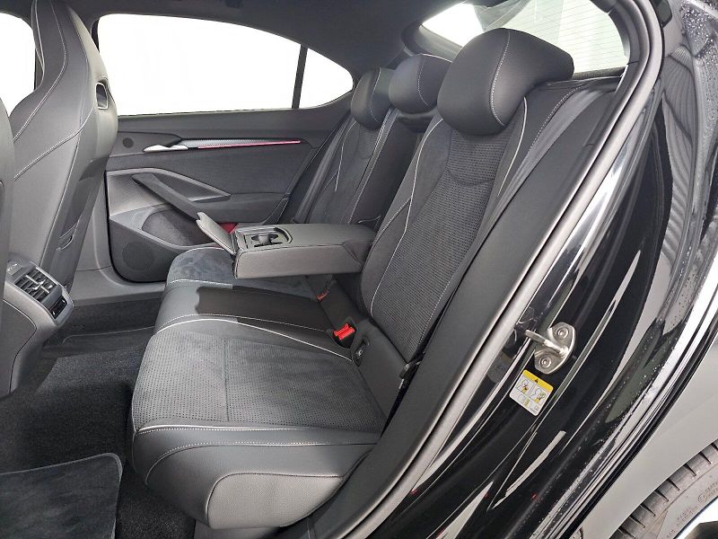 Škoda Superb (2025) 2.0TSI 195kW 4X4 SPORTLINE - fotka 7 z 30