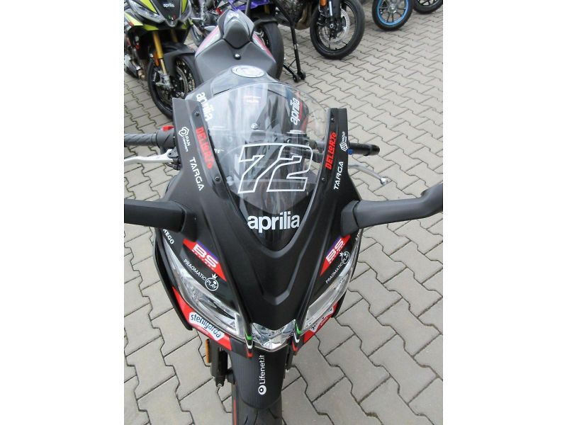 Aprilia (2026) RS 125 GP replica BEZZ - fotka 6 z 11
