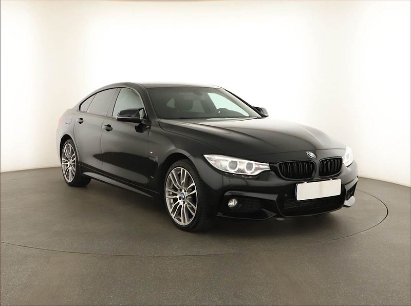 BMW Řada 4 (2017) 420d xDrive, 4X4, Automat - fotografie inzerátu