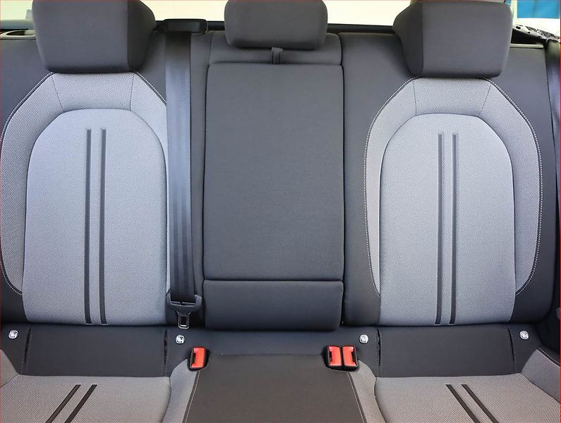 Seat Leon (2022) 2.0 TDI, Automat, Navi - fotka 10 z 27
