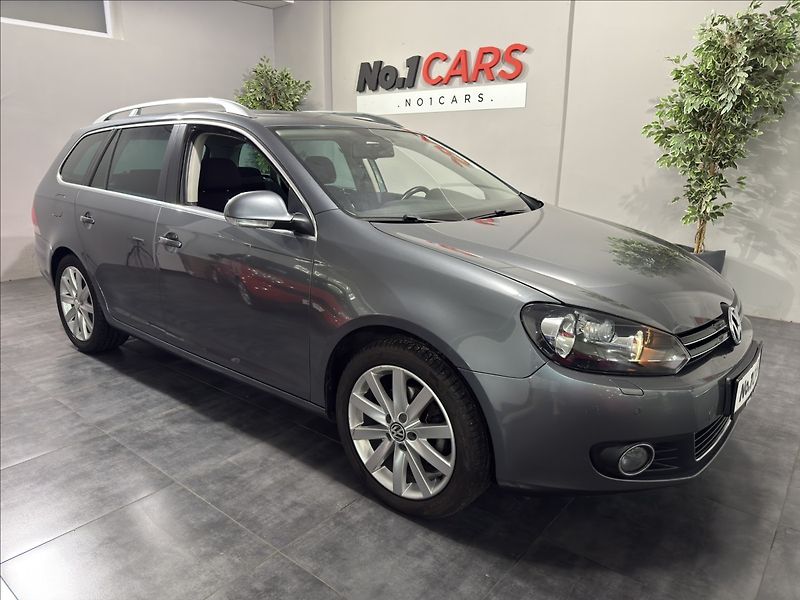 Volkswagen Golf 1,4   TSI HIGHLINE PANORAMA - fotka 2 z 28