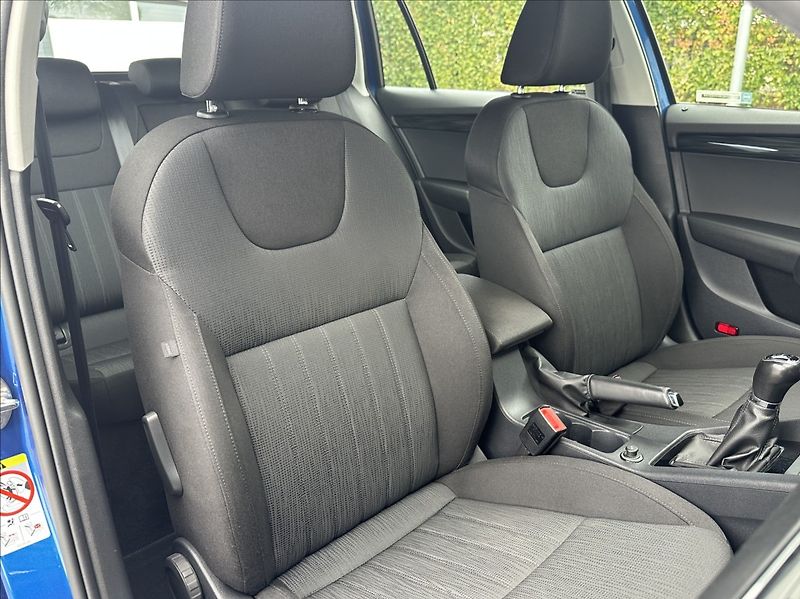 Škoda Octavia 2,0 TDI 150PS  Style M/T - fotka 17 z 54