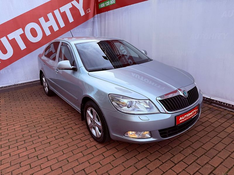 Škoda Octavia 1.2 TSi Ambiente, Serviska - fotka 3 z 24