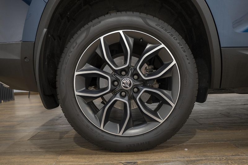 Škoda Kodiaq (2019) 2.0 TDI 140 kW 4x4 - fotka 38 z 39