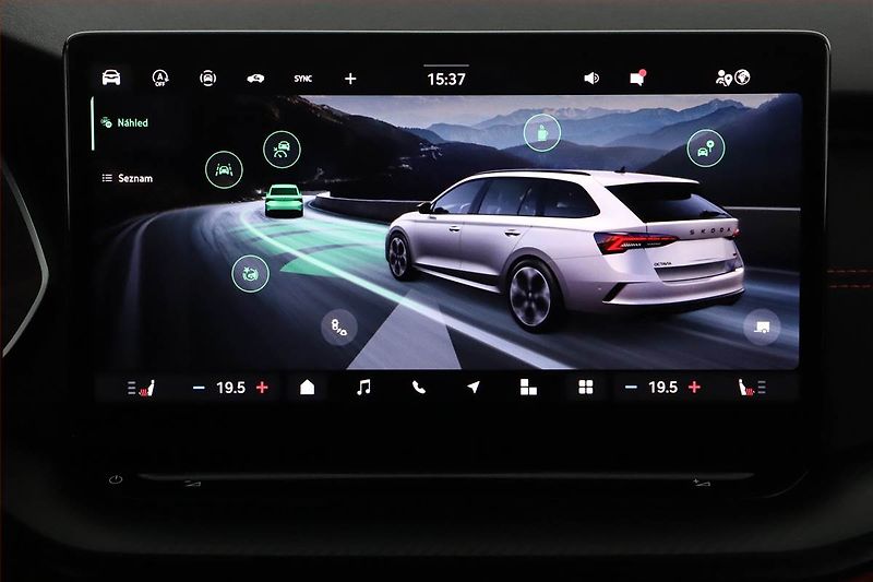 Škoda Octavia (2025) RS 2.0 TSI, ACC, Matrix, Tažné - fotka 14 z 26