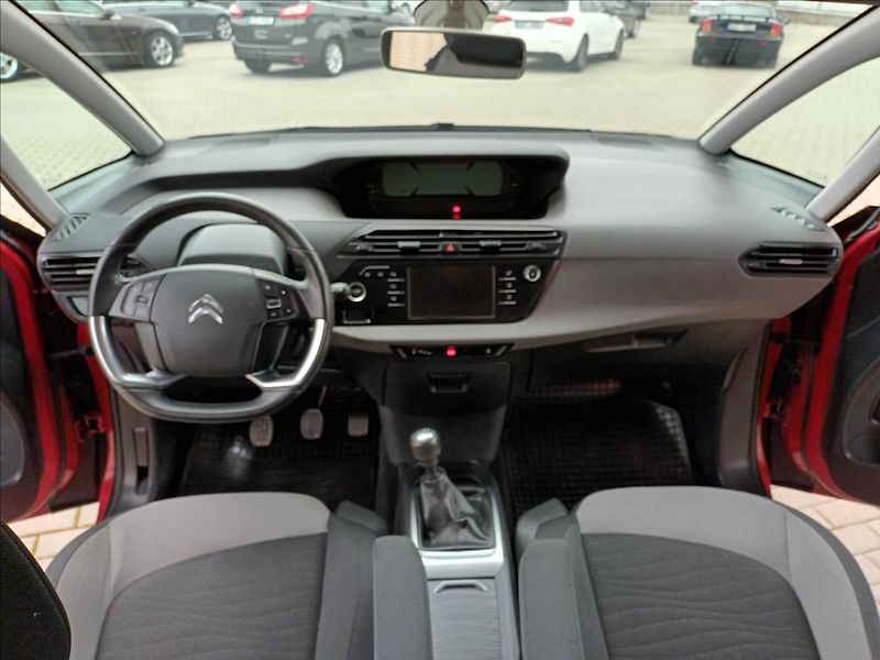 Citroën C4 Picasso 1,2 -81KW,DIGIKLIMA,KOLA - fotka 11 z 46