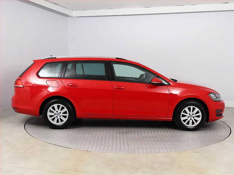 Volkswagen Golf (2016) Marathon Edition 1.4 TSI - fotka 6 z 18