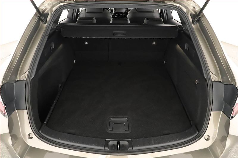 Toyota Corolla (2021) Style 2.0 Hybrid, Automat, ČR - fotka 11 z 16