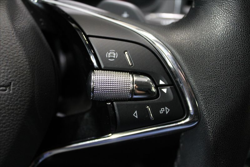 Škoda Karoq 2,0 TDI DSG style 1.maj, CZ - fotka 19 z 33