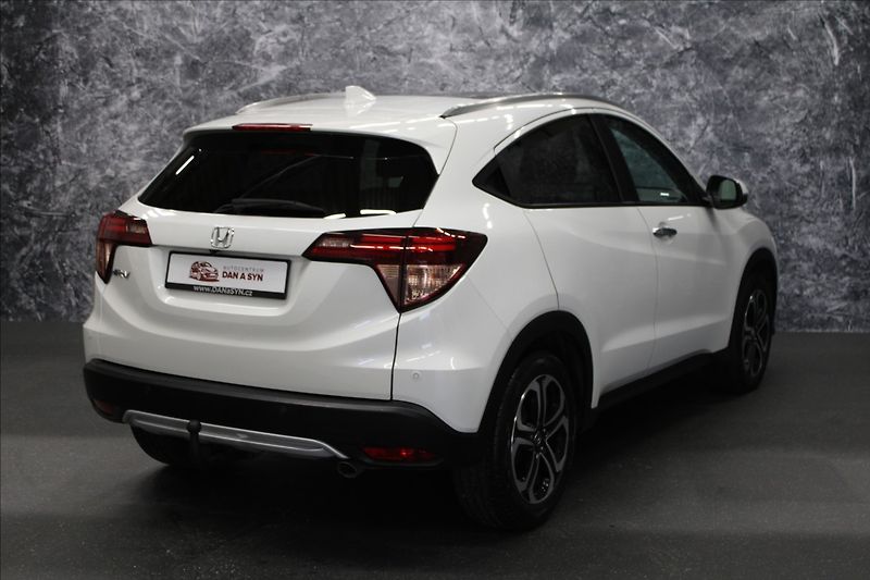 Honda HR-V 1,6 i-DTEC PANORAMA 1.majitel - fotka 4 z 32