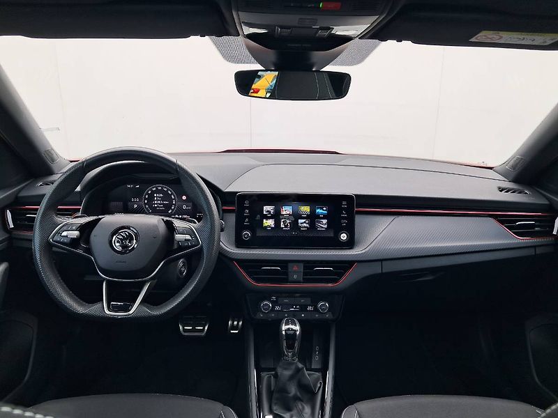 Škoda Kamiq (2024) Monte Carlo 1.0 TSI / 85 kW  D - fotka 7 z 27