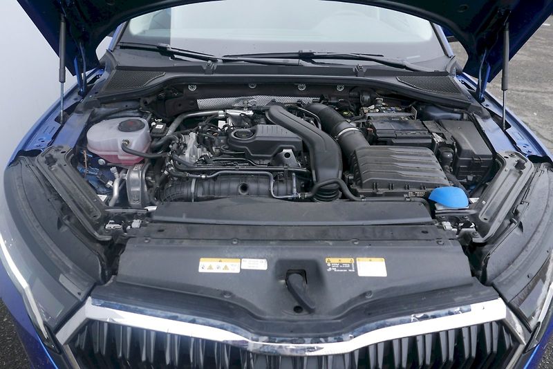 Škoda Octavia (2024) 1.5 TSI 110kW M6° Selection - fotka 31 z 35