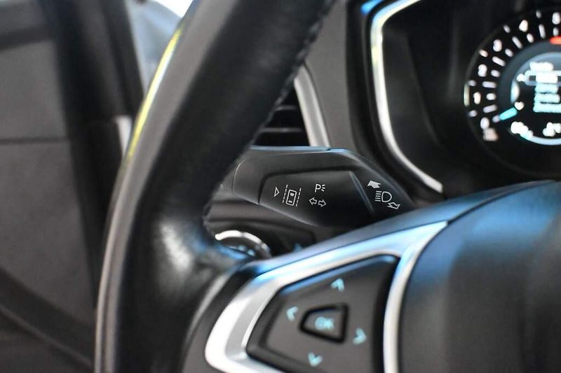 Ford Mondeo (2022) 2.0 LED ACC SONY Tažné TITANIU - fotka 14 z 43