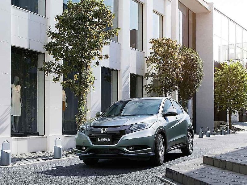 Honda Vezel.